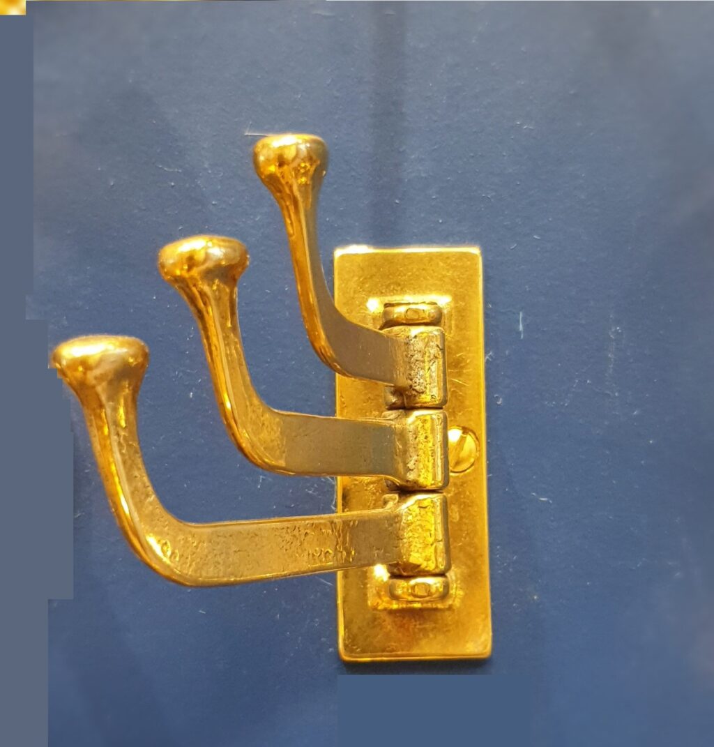 3 SWIVEL HOOK1